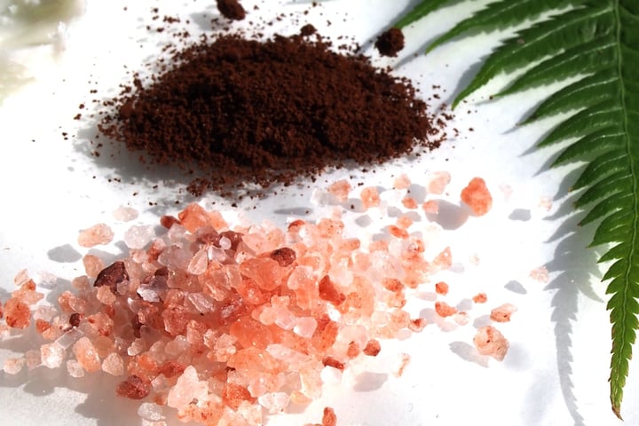 Himalayan Pink Salt vs Sea Salt
