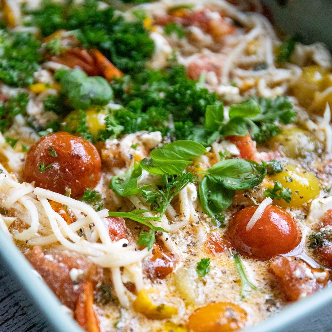 How to Make TikTok’s Baked Feta Pasta - TULUMBA