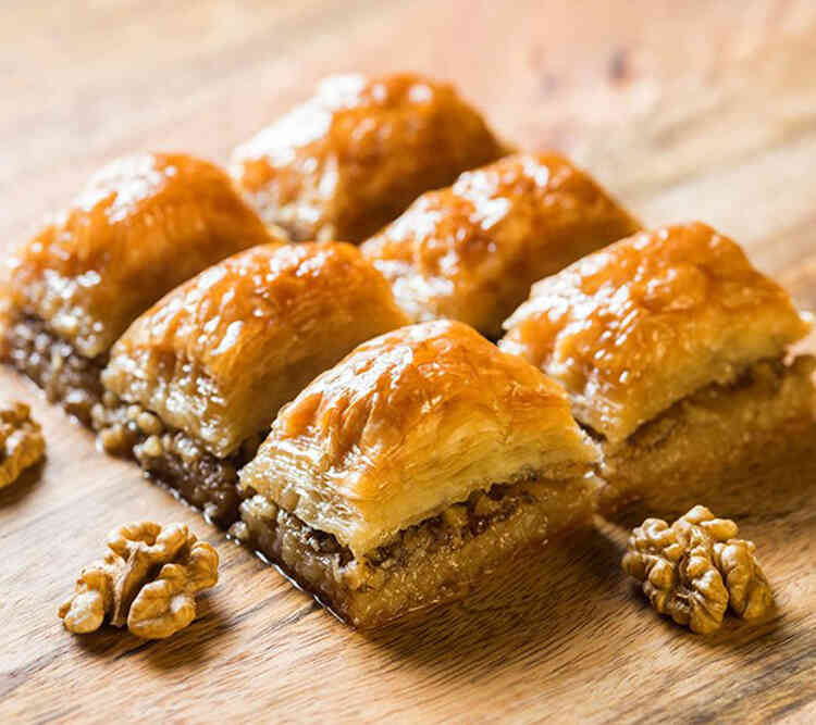 OCLAVA Baklava With Walnut 454 gr - Authentic Turkish & Mediterranean Food | TG Gourmet